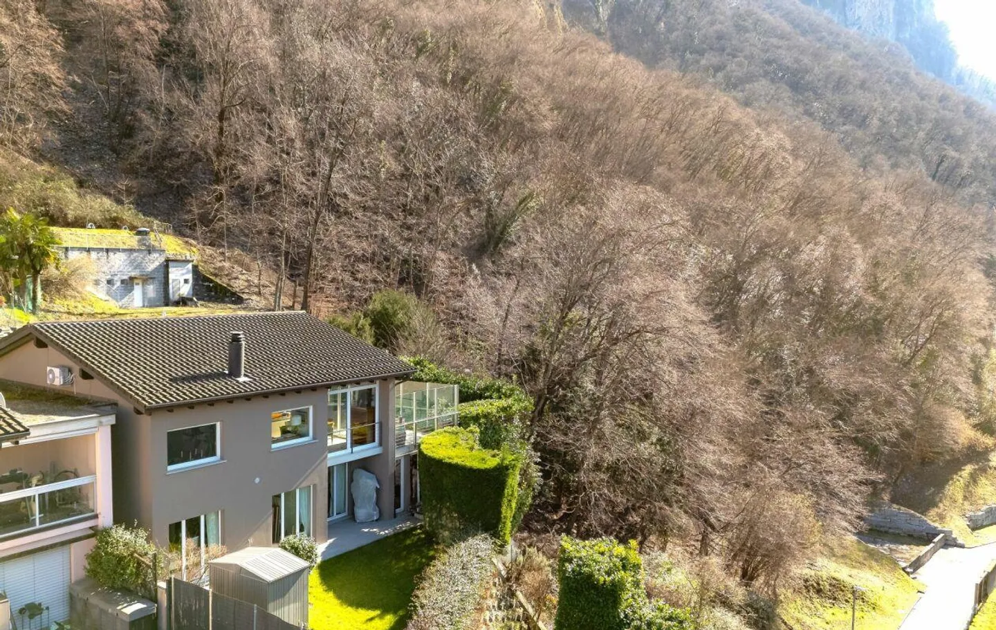 Casa esclusiva nel mezzo della natura con vista lago a 180° - Foto 4 di 17