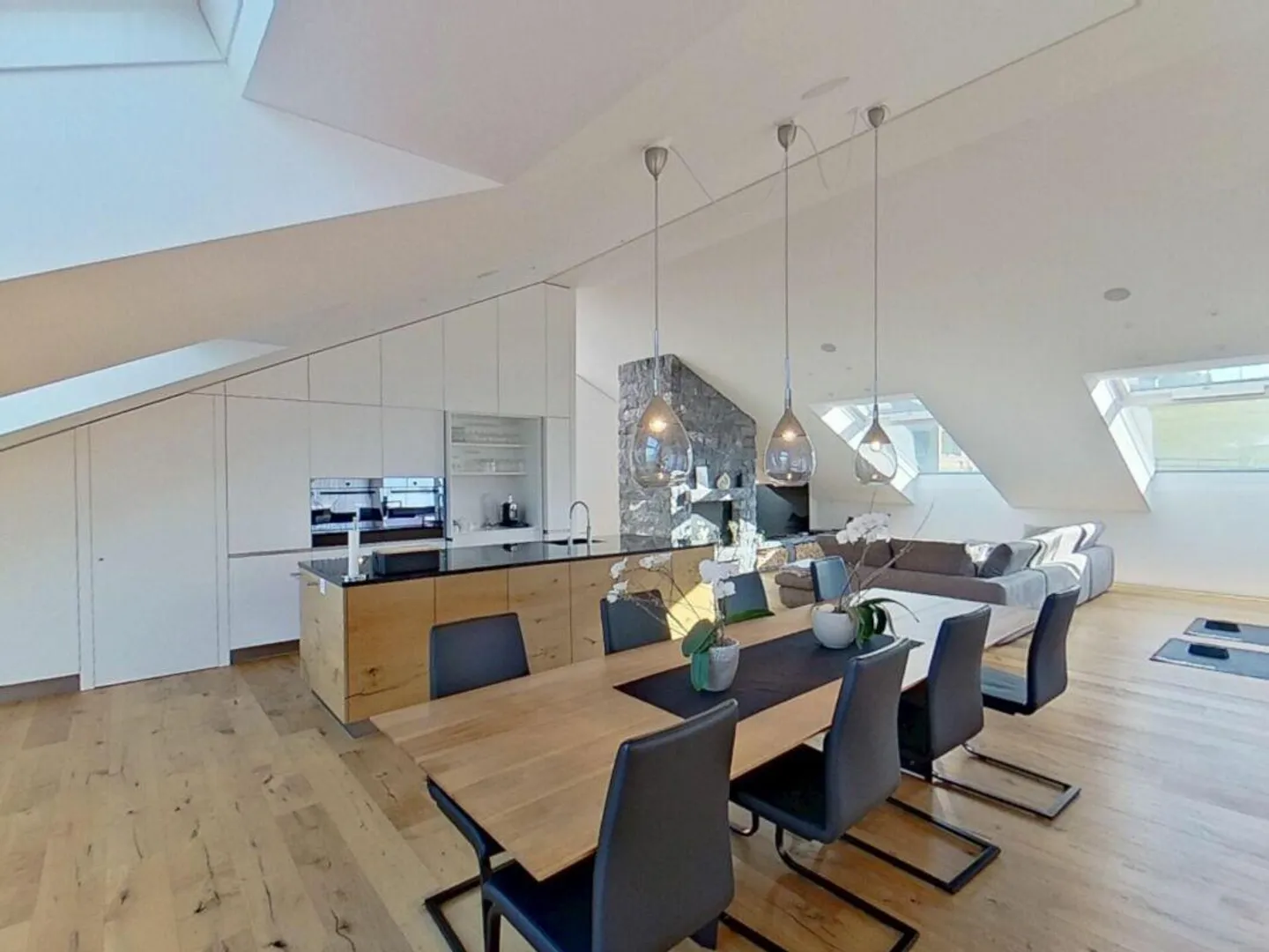 Exklusive Dachwohnung mit Aussicht - Foto 3 von 12