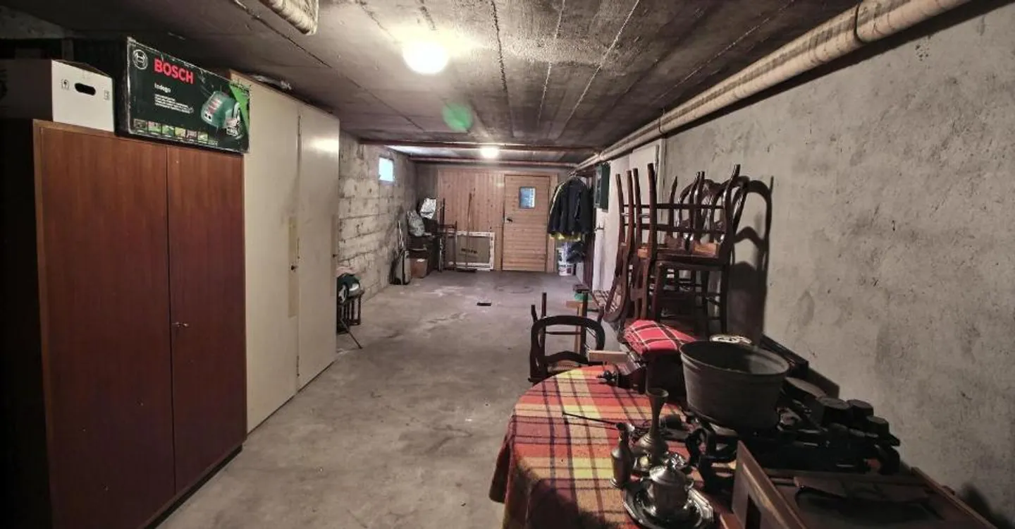 Beautiful and large house in occupied life annuity without rent. - Photo 10 of 11