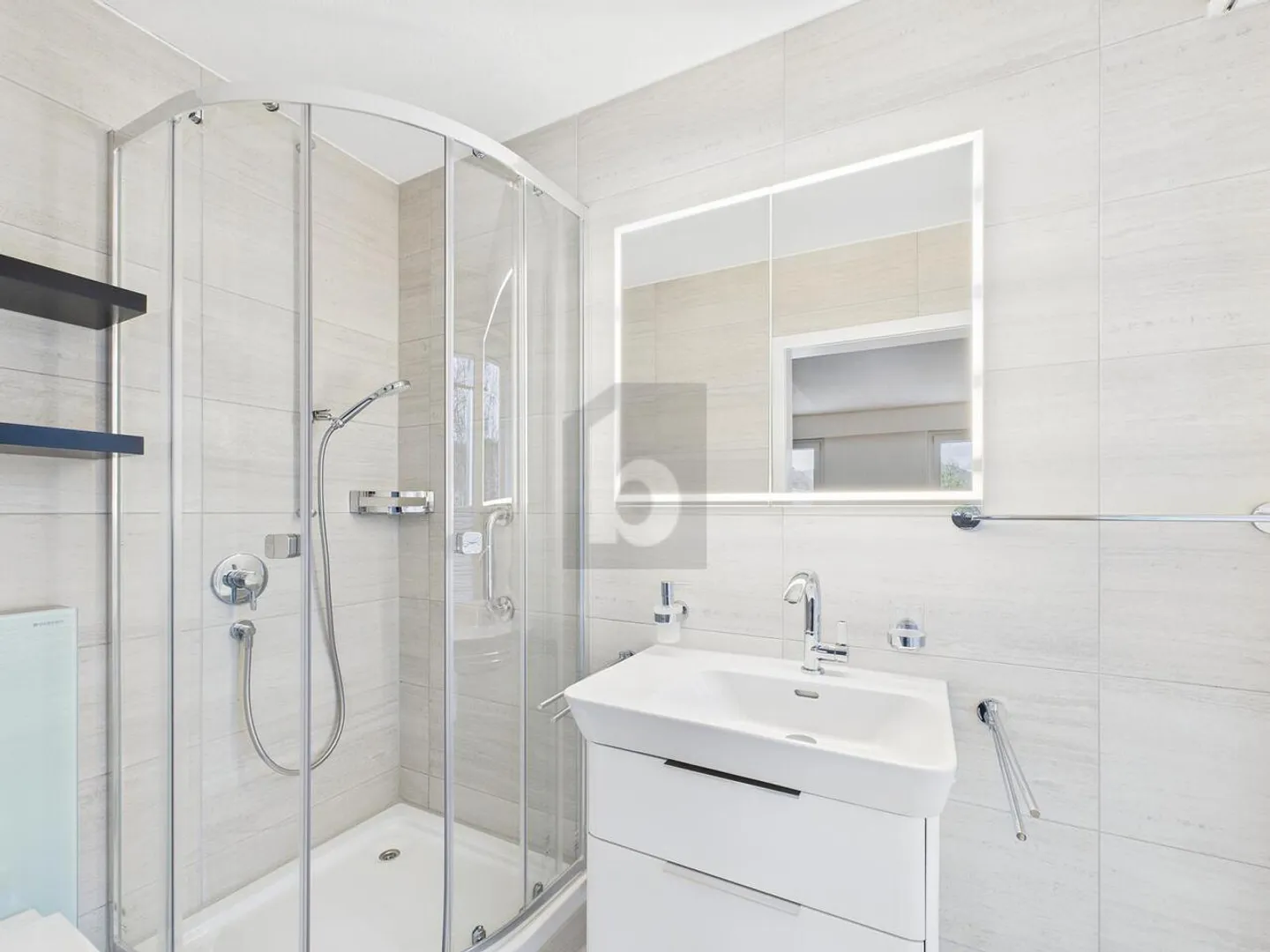 SPACIEUX, PREMIÈRE OCCUPATION APRÈS RÉNOVATION - Photo 2 sur 6