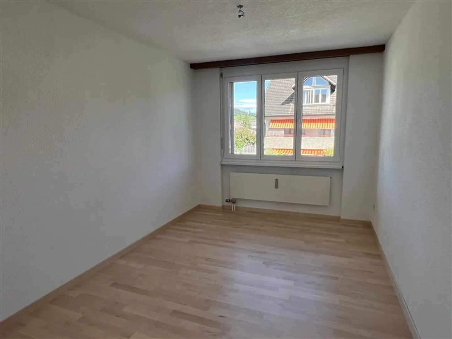 grosszügige 4.5 Zimmerwohnung mit viel Platz zum Wohlfühlen - Foto 9 von 11