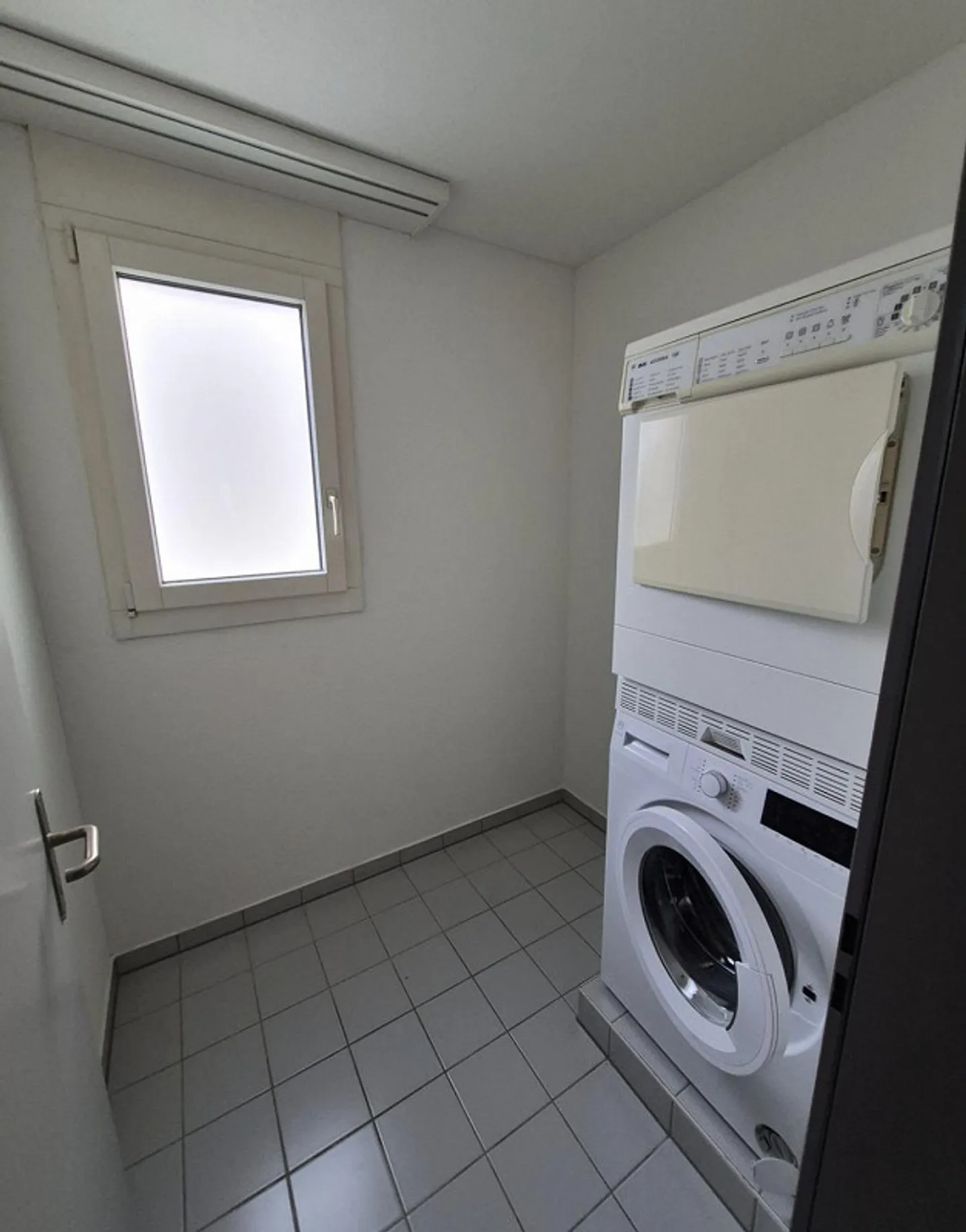 Appartamento 3.5 stanze appena ristrutturato ad Adligenswil LU - Foto 6 di 7