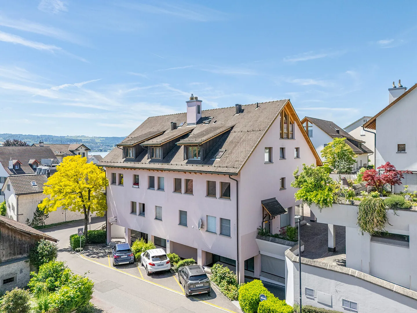 Central Commercial Space in Männedorf - Photo 1 of 5
