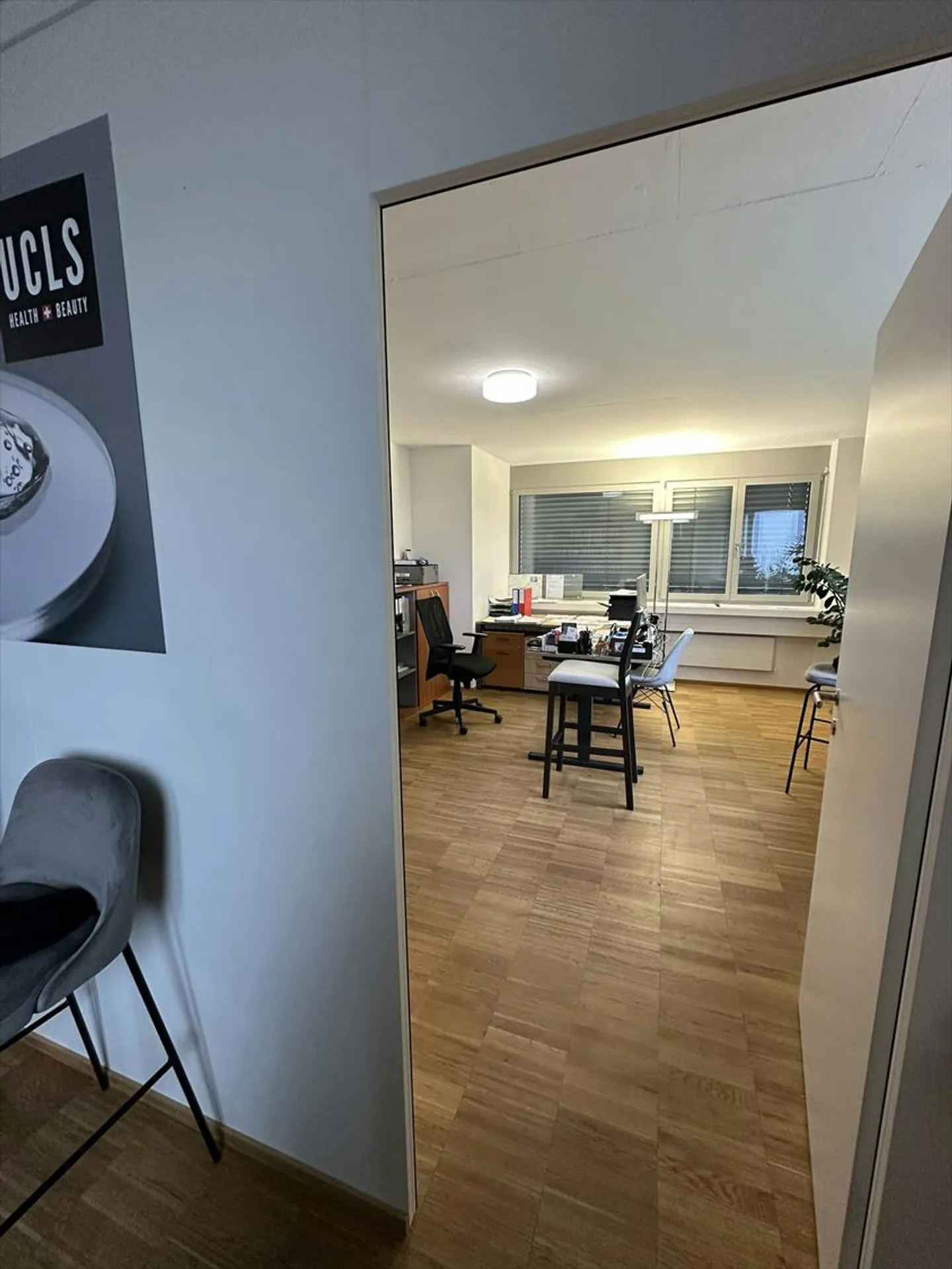Ausgebautes Büro sucht Nachmieter - Foto 6 von 12