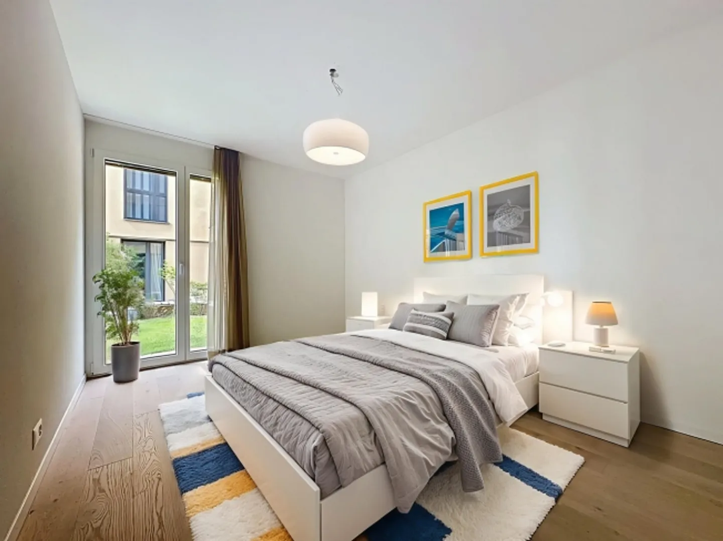 Extraordinary and spacious 4.5 room apartment with garden - Photo 7 of 12