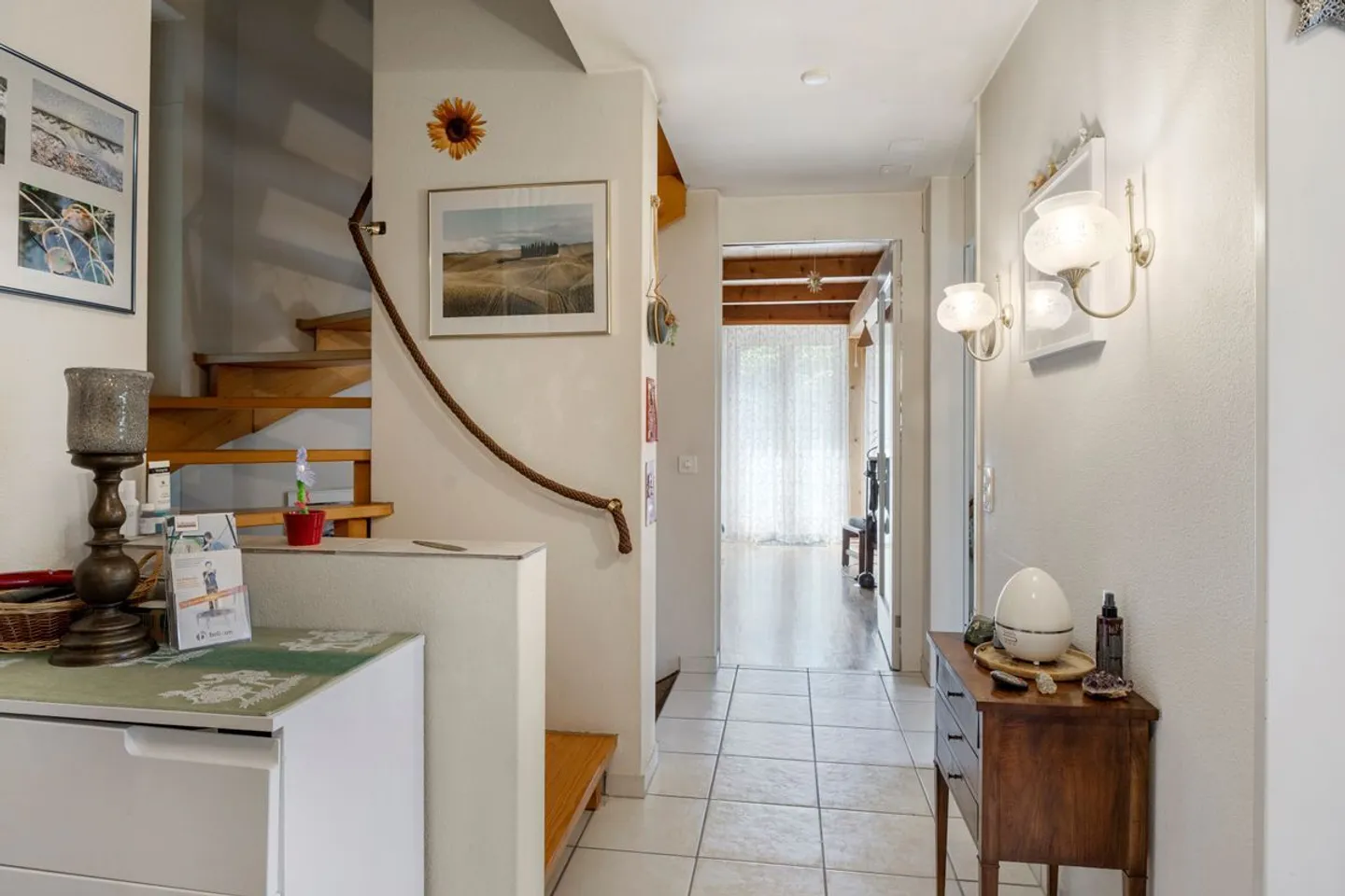 Detached 5.5-room single-family house with a view, charm, and two paths to happiness - Photo 7 of 13
