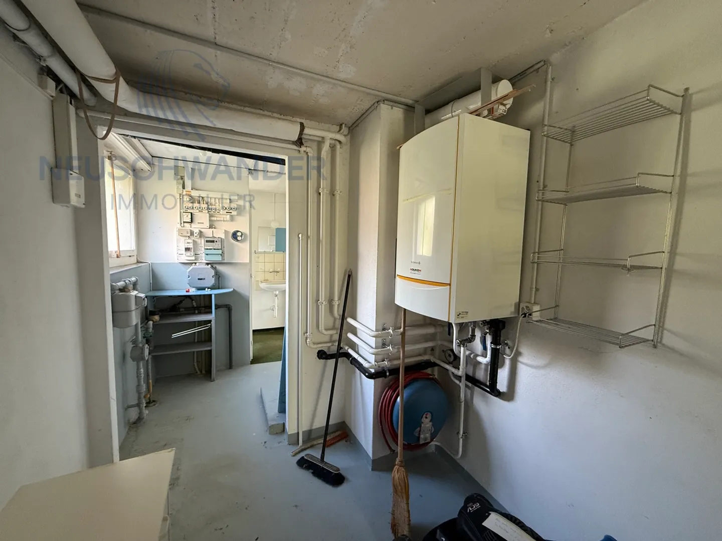 Au calme assuré au bout d’une impasse sur les hauteurs de la ville - Photo 13 sur 19