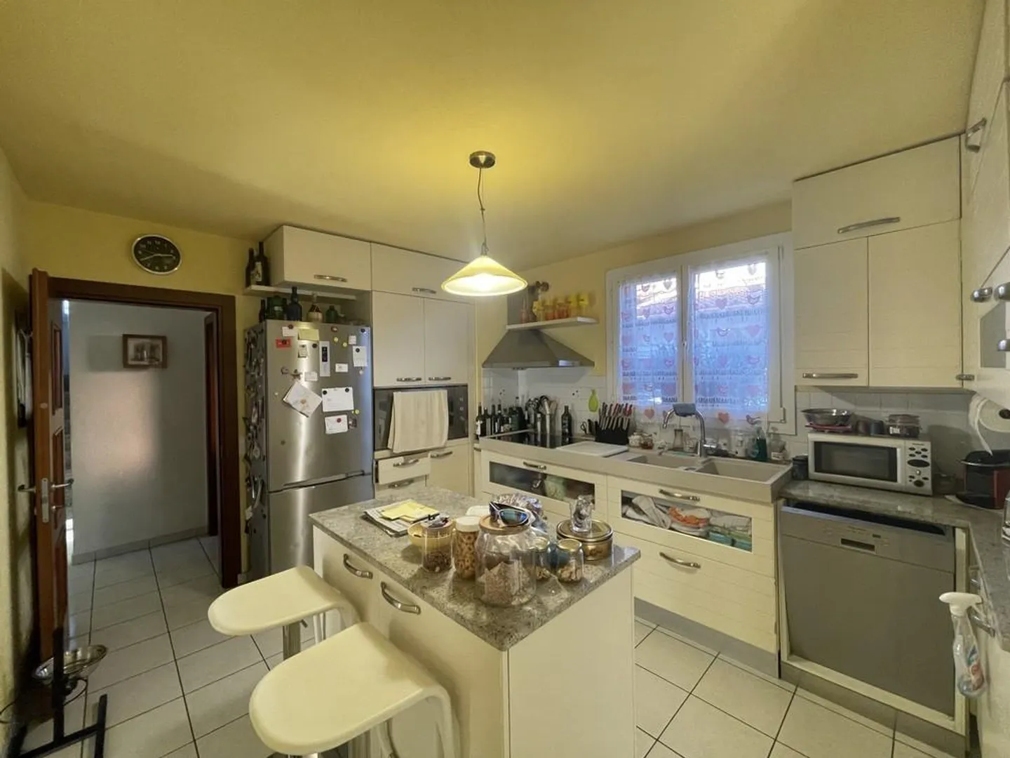 Large Detached House 5.5 with Garden - Photo 9 of 13