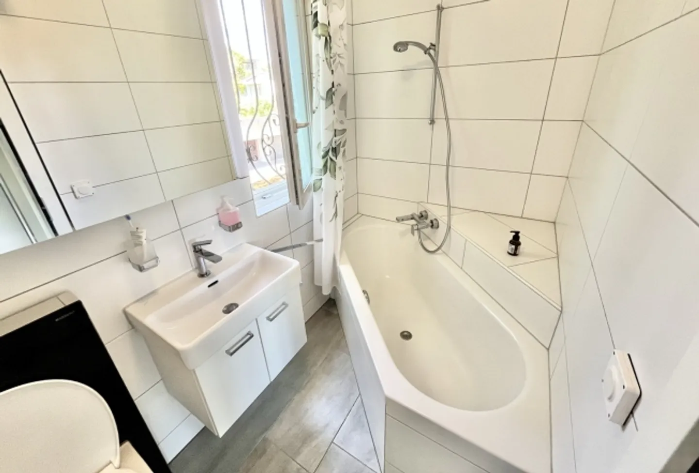 «6 ZIMMER-HAUS IN SCHNEISINGEN (AG), MÖBLIERT, TEMPORÄR» - Foto 6 von 9