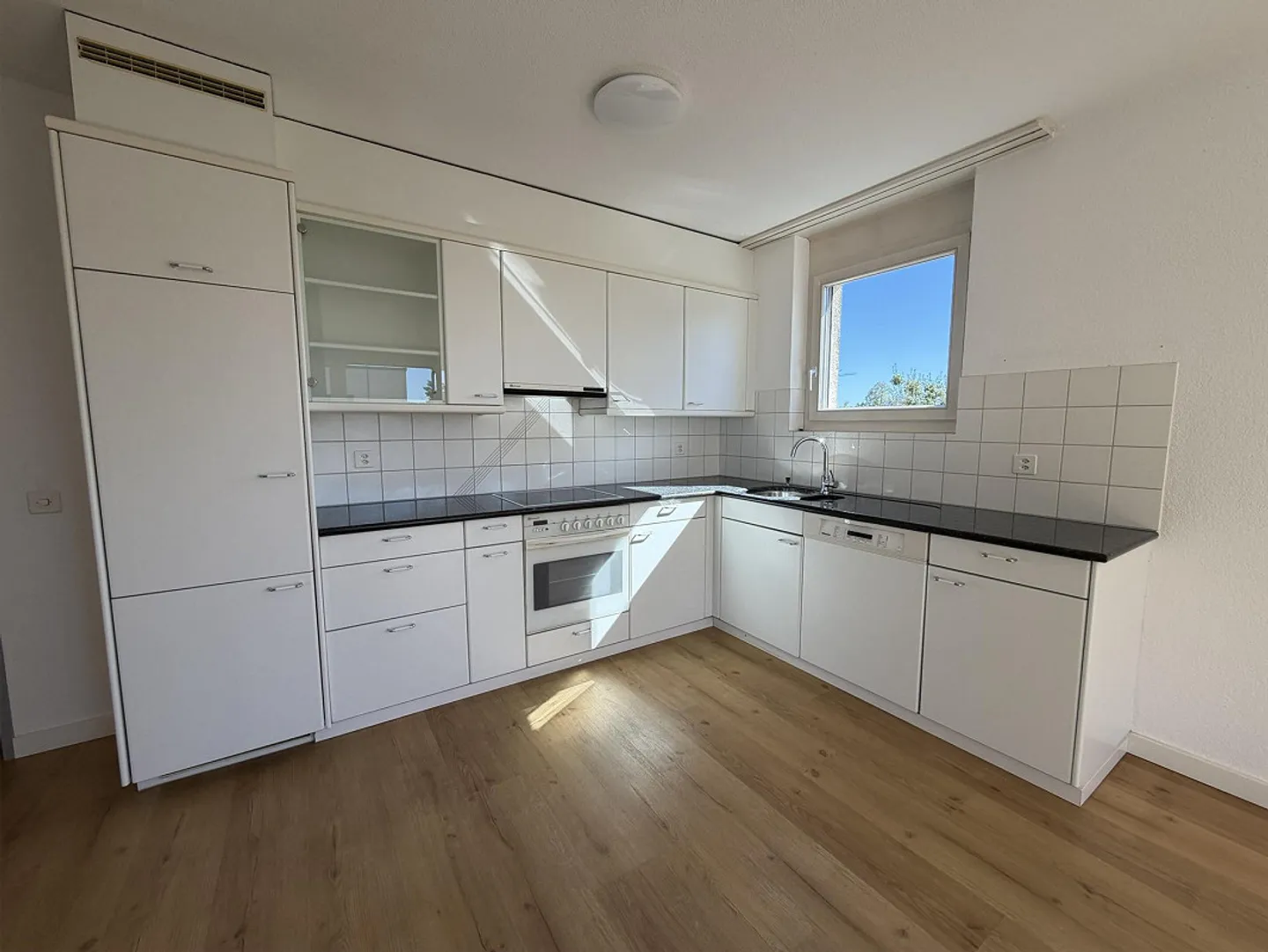 Penthouse dans le Bellevuepark - Central et Proche de la Frontière - Photo 2 sur 5