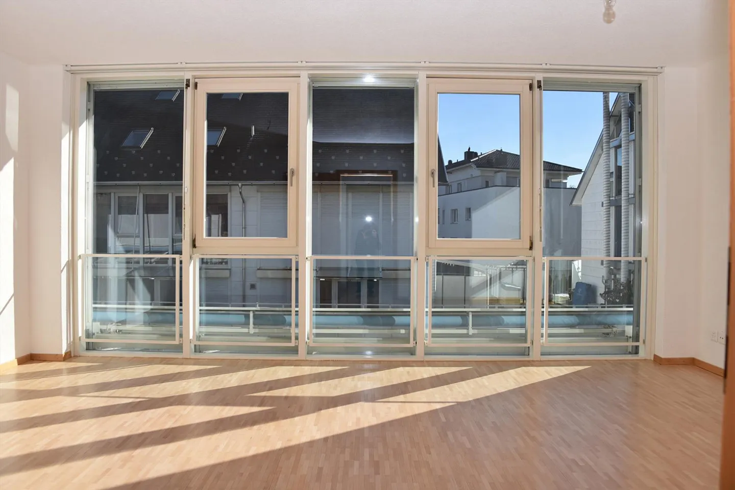 Plenty of Space to Live: Corner Townhouse in a Quiet Location - Photo 14 of 25