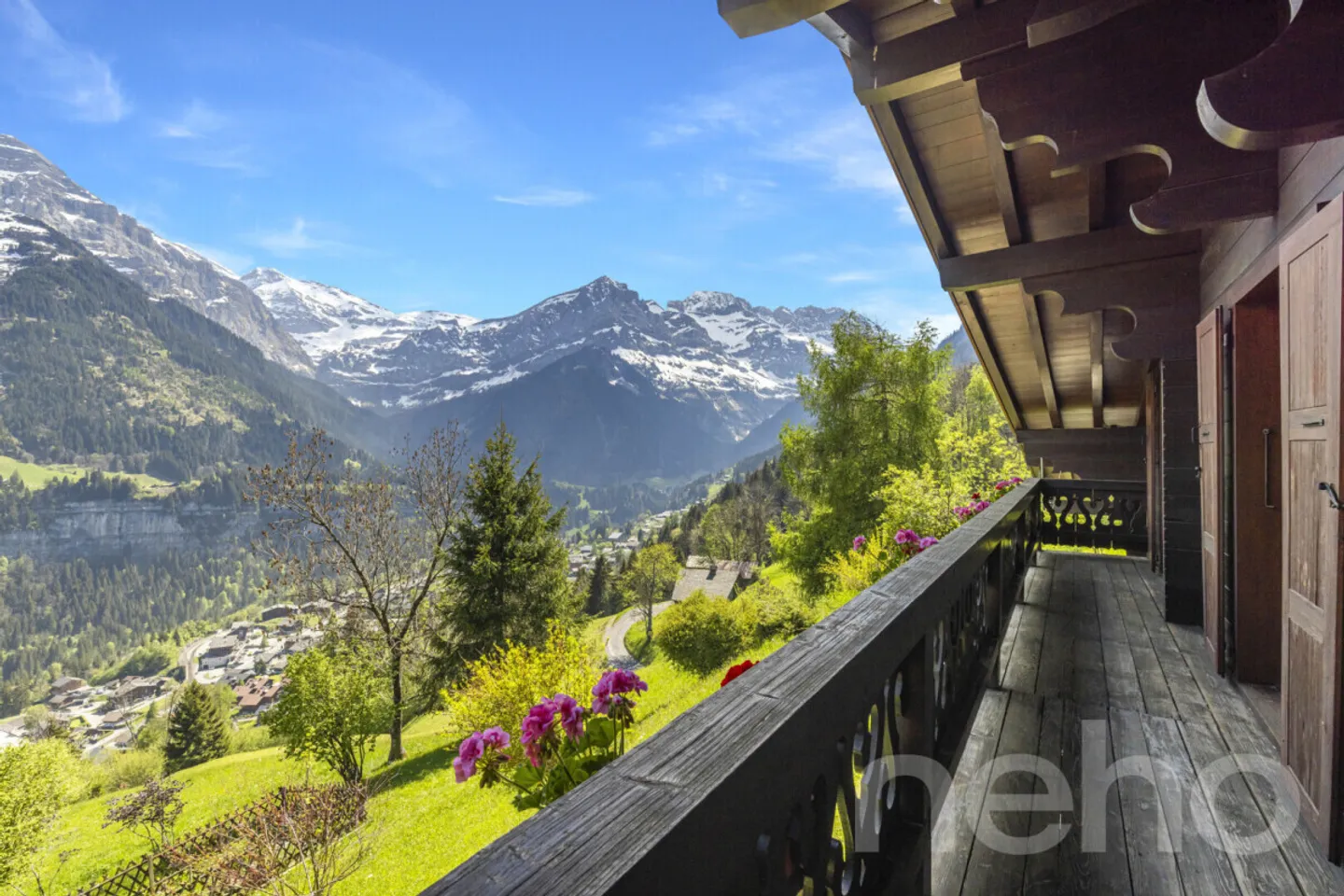 Esclusivo: Grande chalet con tre camere da letto e 2 garage - Foto 7 di 12