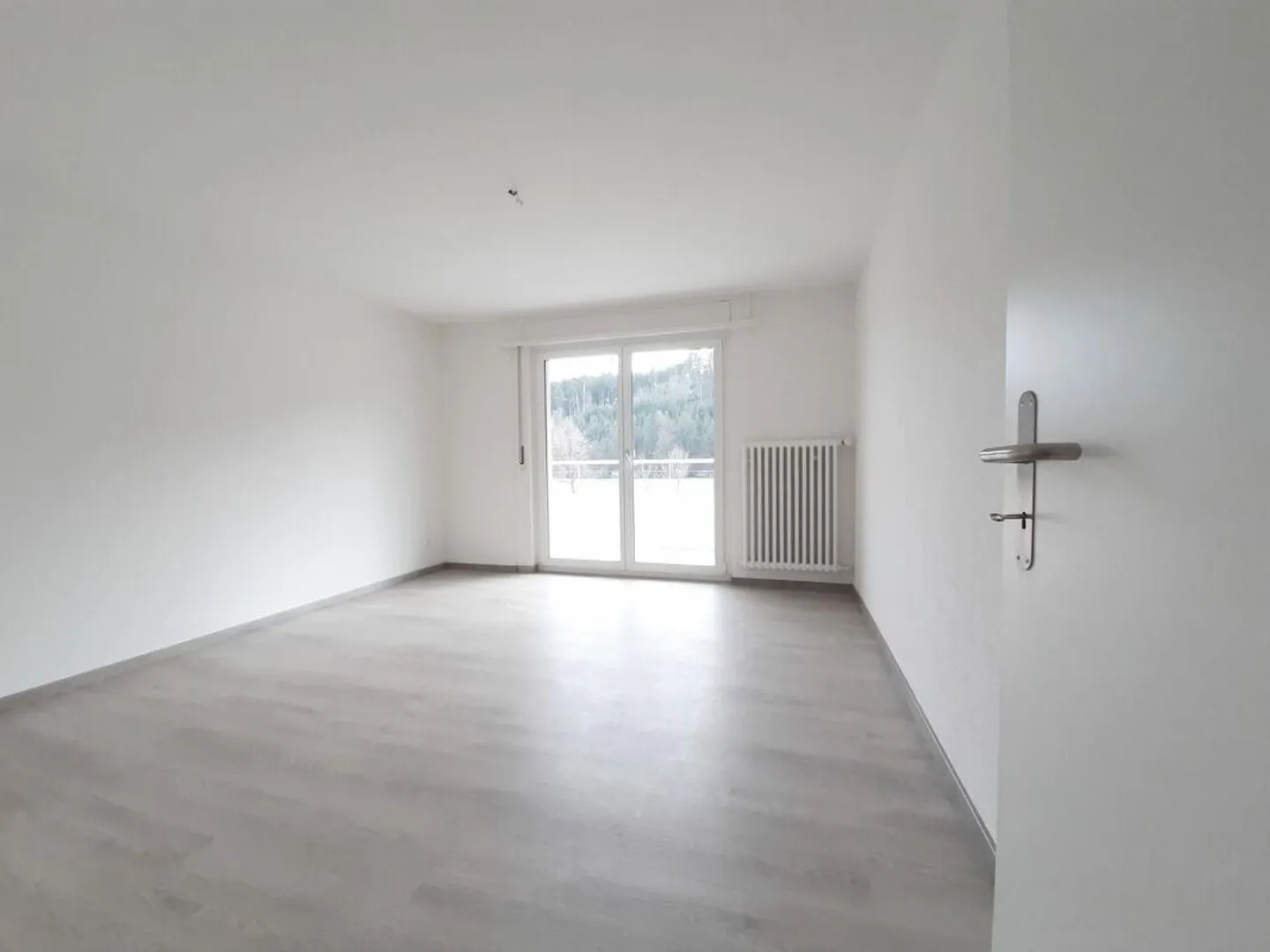 grosszügige 5.5-Zimmerwohnung an sonniger Lage - Foto 7 von 10