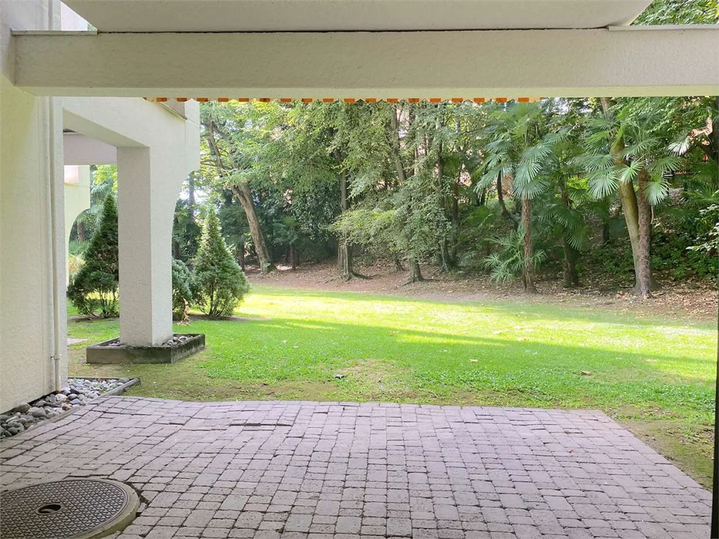 Lugano PARCO MARAINI - Ufficio amministrativo - Foto 8 di 10