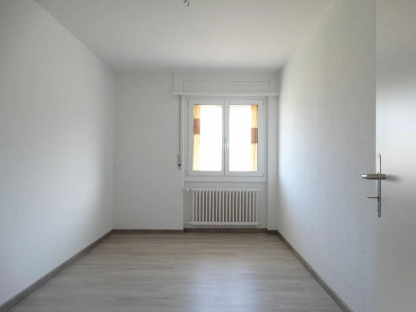 grosszügige 5.5-Zimmerwohnung an sonniger Lage - Foto 9 von 10