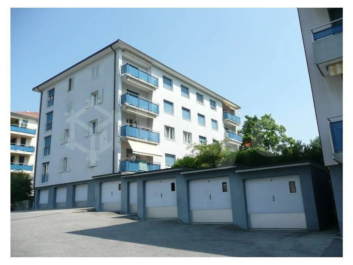 Bel appartement avec balcon - Photo 1 sur 1