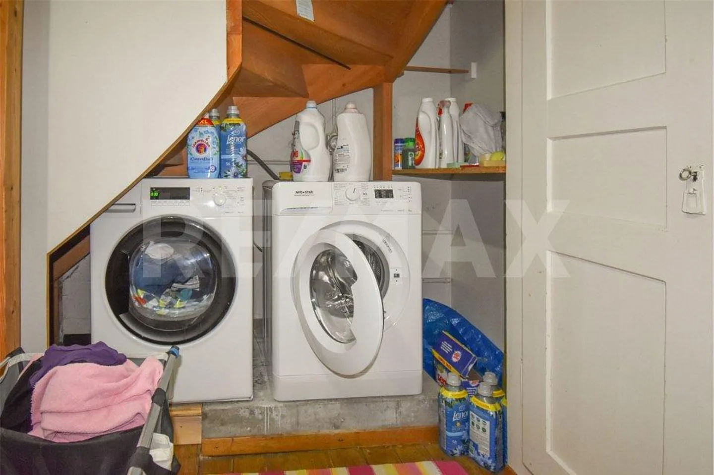 3 Familienhaus an ruhiger, sonniger Lage. Vermietet in gutem Zustand. - Foto 10 von 10