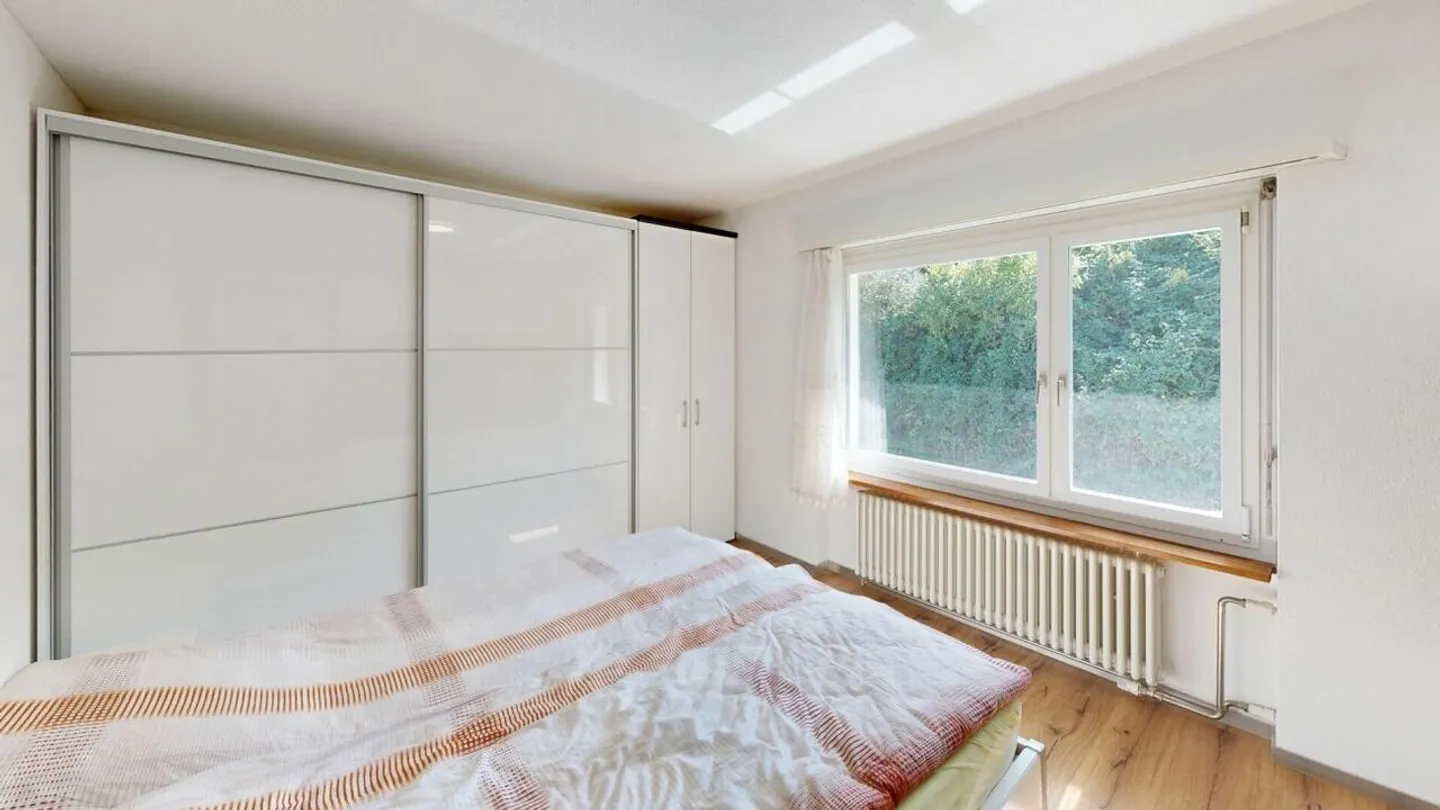 VILLA INDIPENDENTE DI 5,5 STANZE A DULLIKEN - COMPLETAMENTE RISTRUTTURATA - Foto 10 di 14