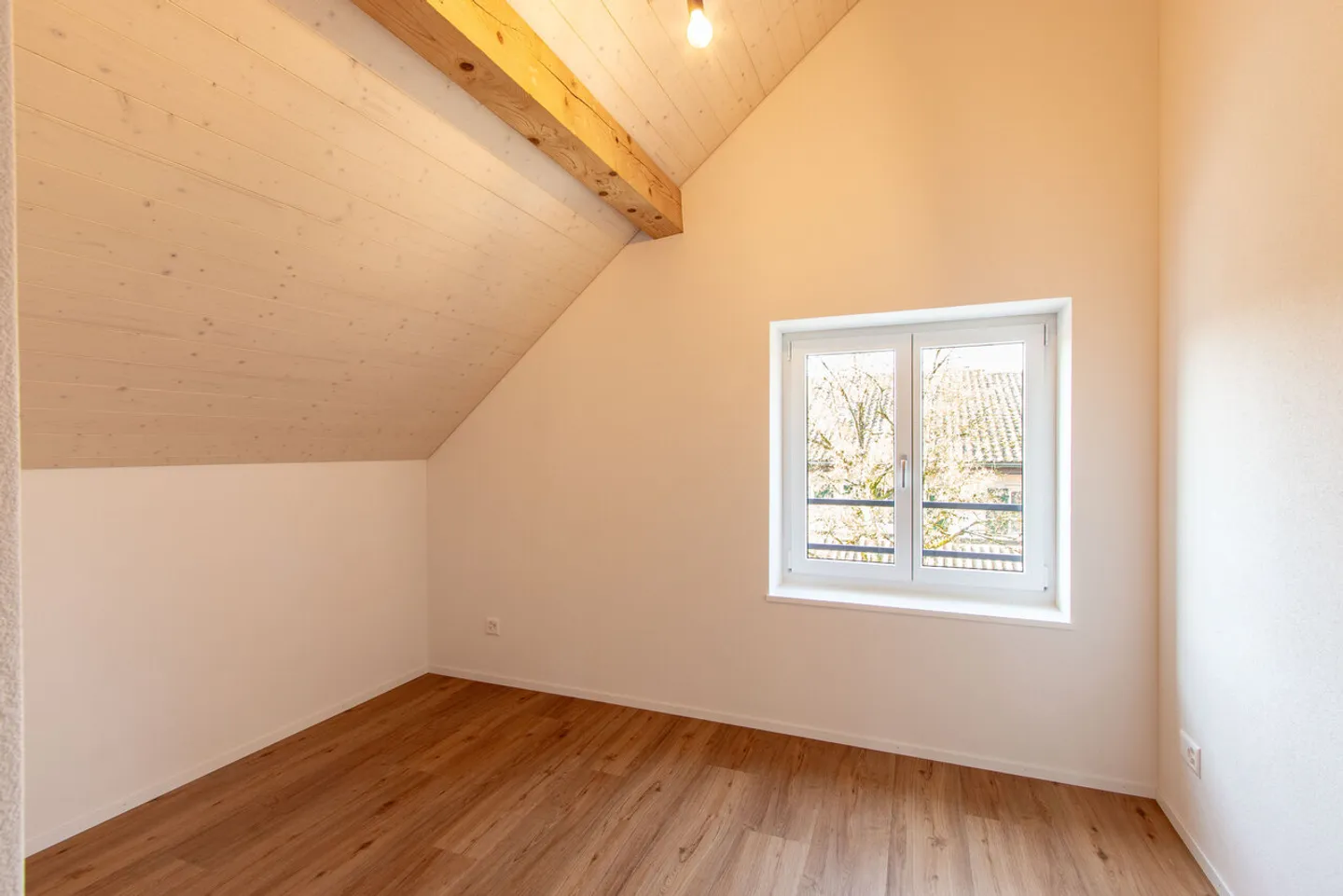 Single house for rent - Photo 11 of 13