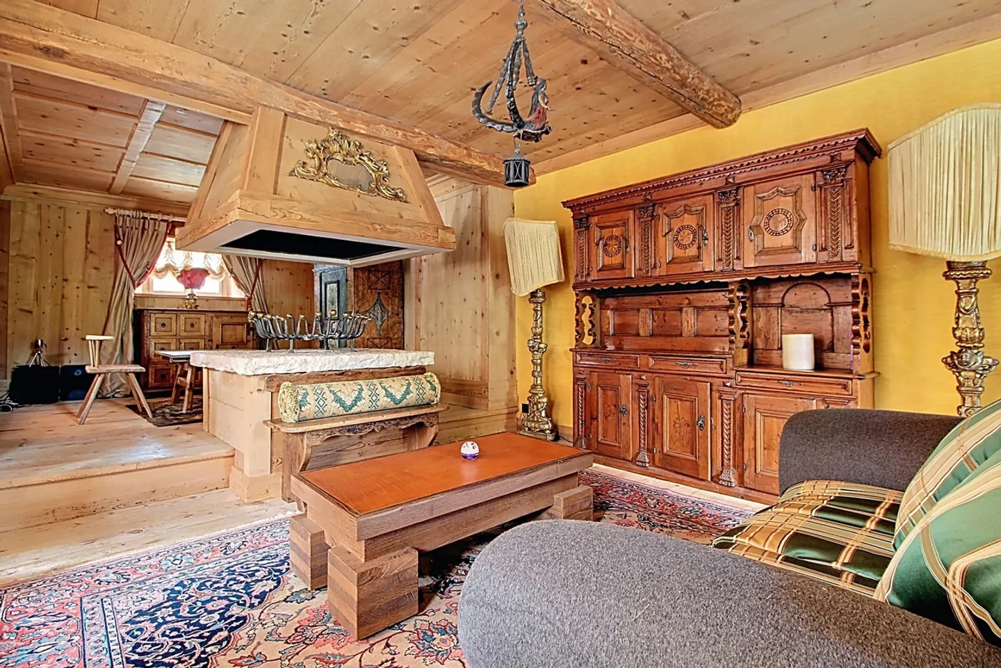 Exceptionnelle - Maison de Maître en pierre avec grand jardin - Photo 4 sur 13