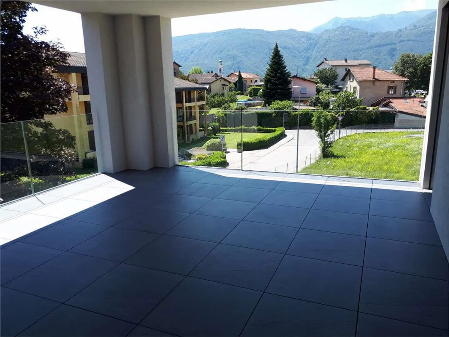 Cureglia, affitto 3.5 locali con terrazzo - Foto 2 di 13