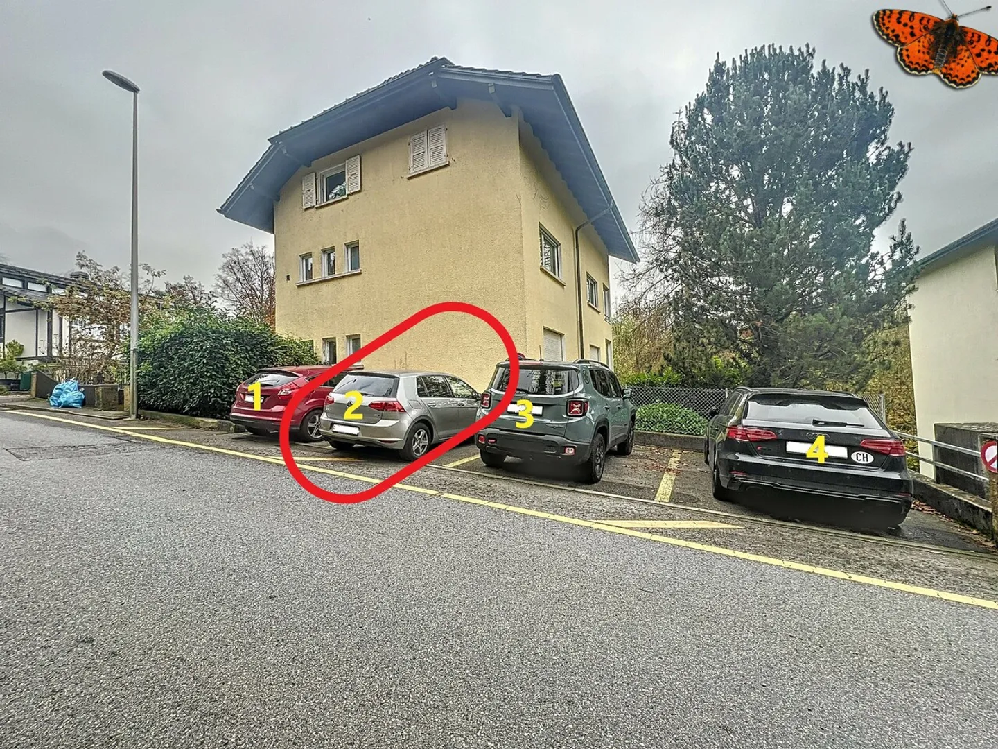 Place de parc extérieure à Fribourg - Photo 2 sur 3