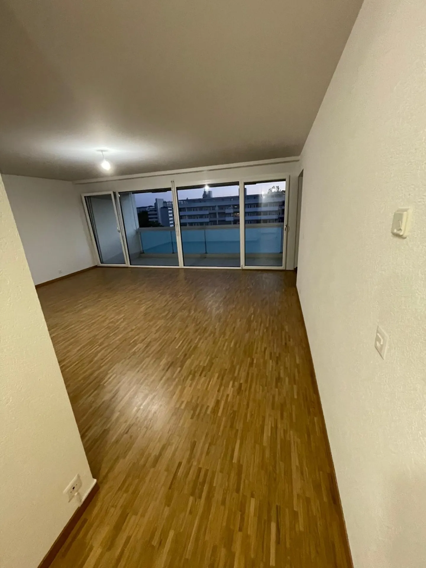 Appartamento di 5 stanze con terrazza e vista libera – Onex - Foto 2 di 5