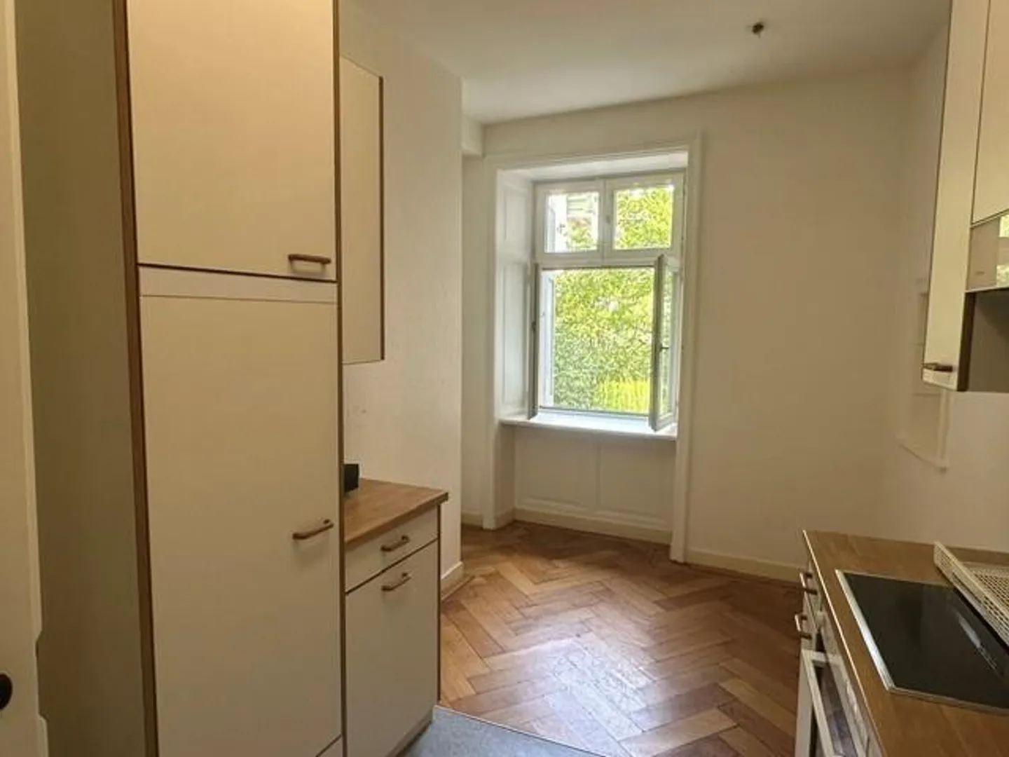 Altbauwohnung im 3-Zimmerwohnung im EG mit Hobbyraum - Photo 3 of 10