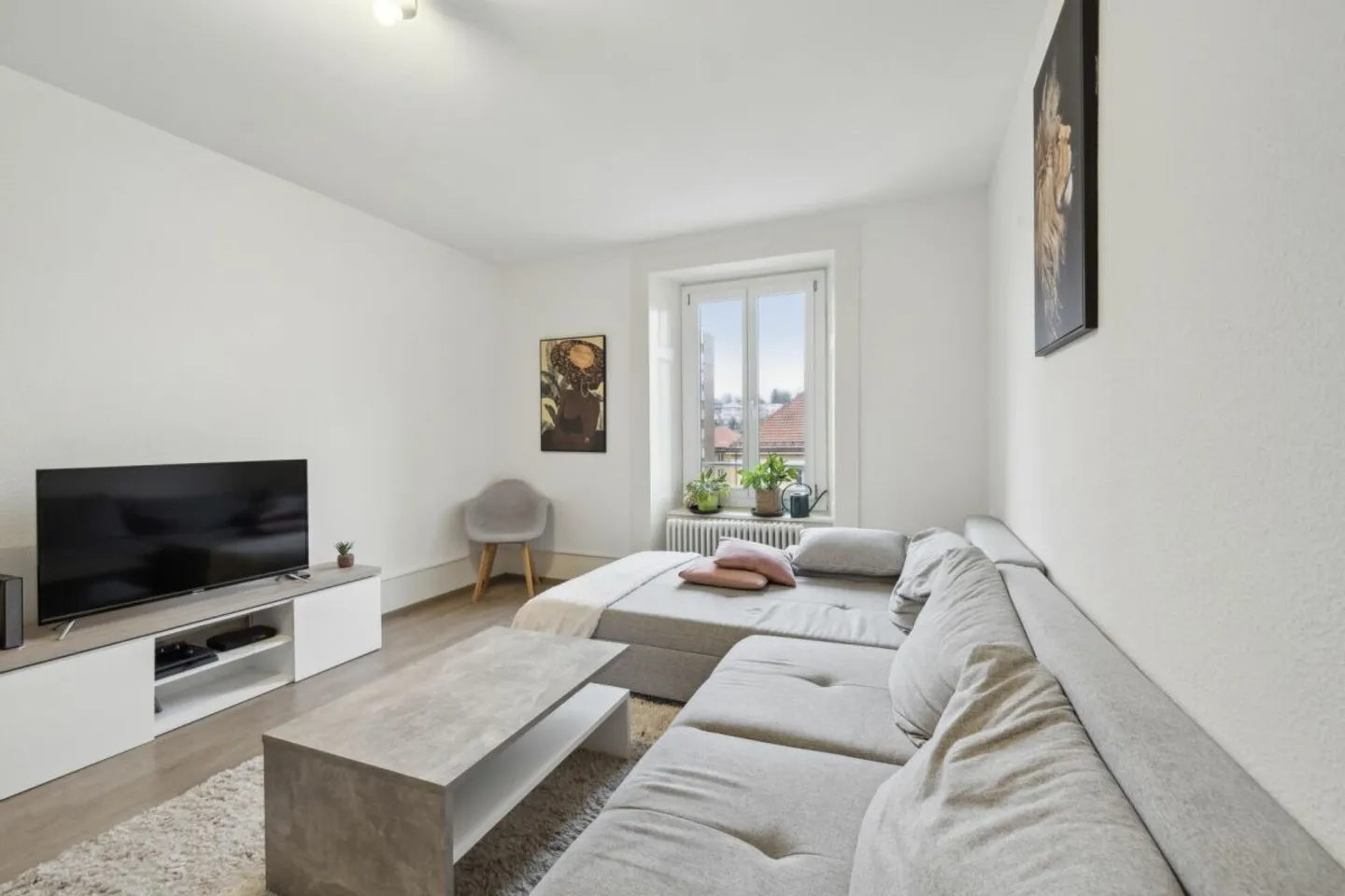 Bien locatif avec 12 unités rénovées - Photo 3 sur 13