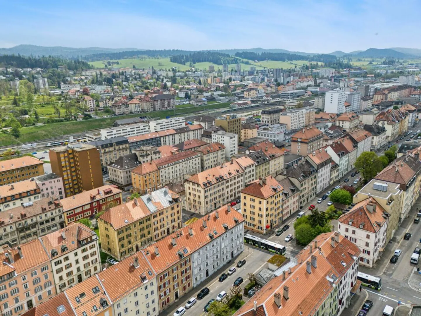 Bien locatif avec 12 unités rénovées - Photo 12 sur 13