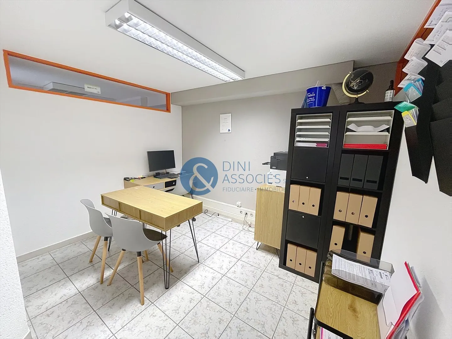 Bureau - Photo 1 sur 8