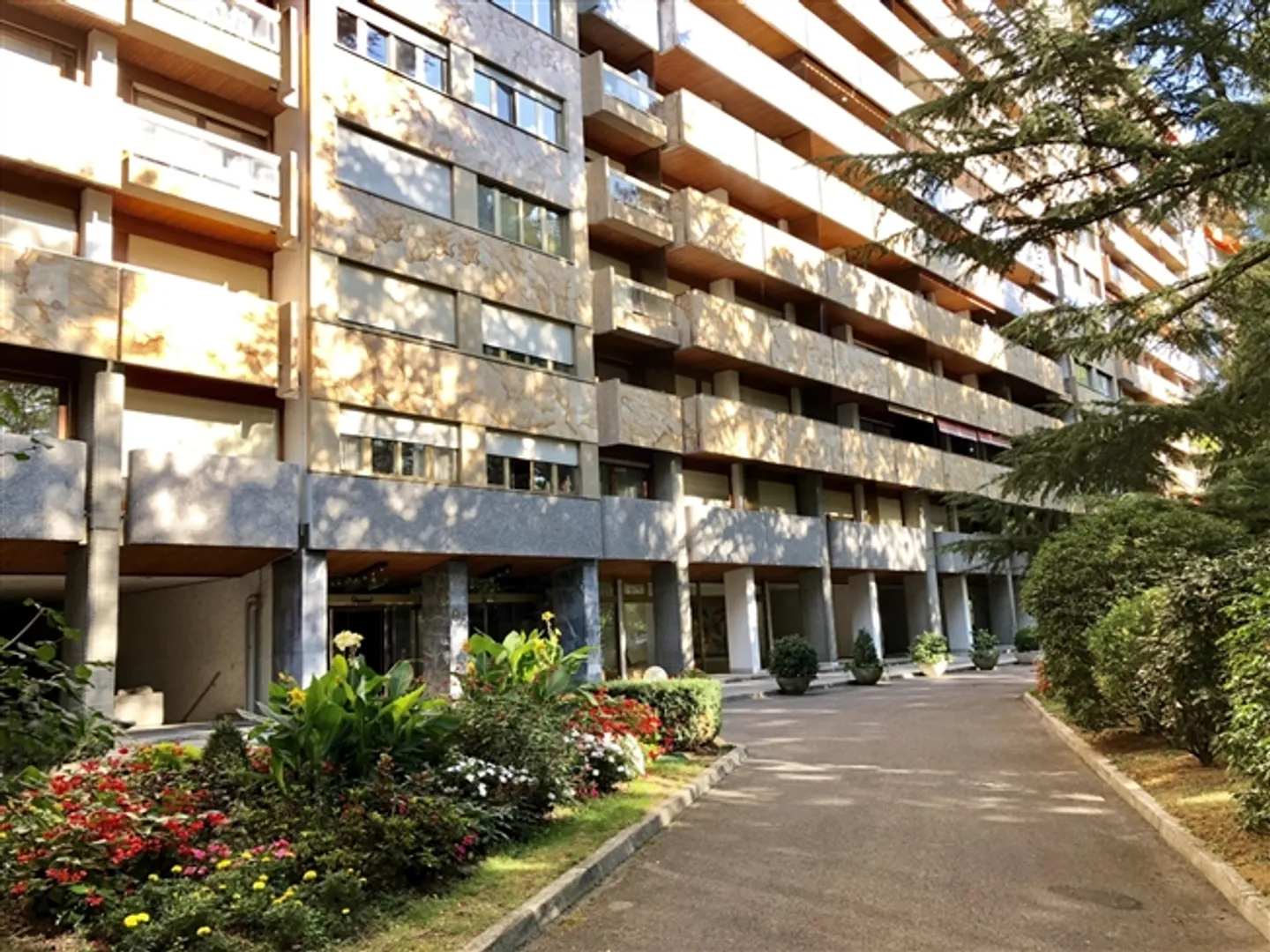 Very nice furnished apartment for rent in Cologny - Photo 1 of 8