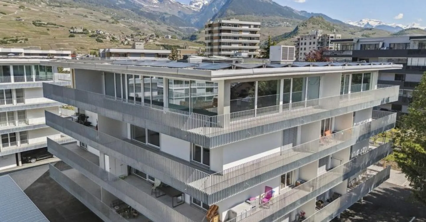 Appartement de Luxe avec Vue Époustouflante - Photo 3 sur 5