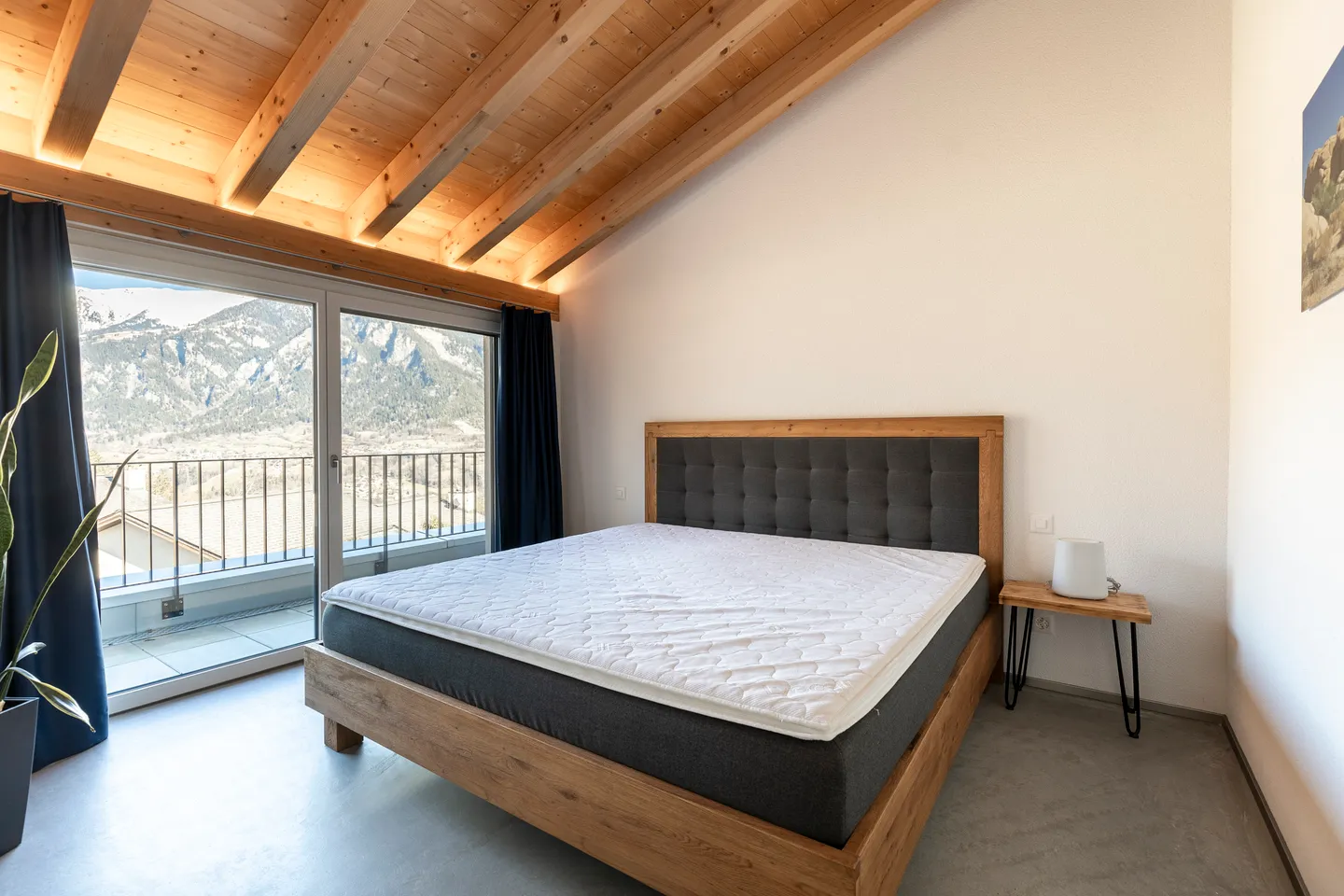 Family Paradise in a Quiet Location with Mountain Panorama - Photo 8 of 12