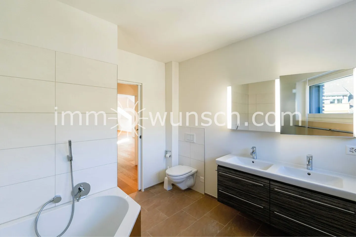 Charmante Dachwohnung in Baar - Foto 6 von 15