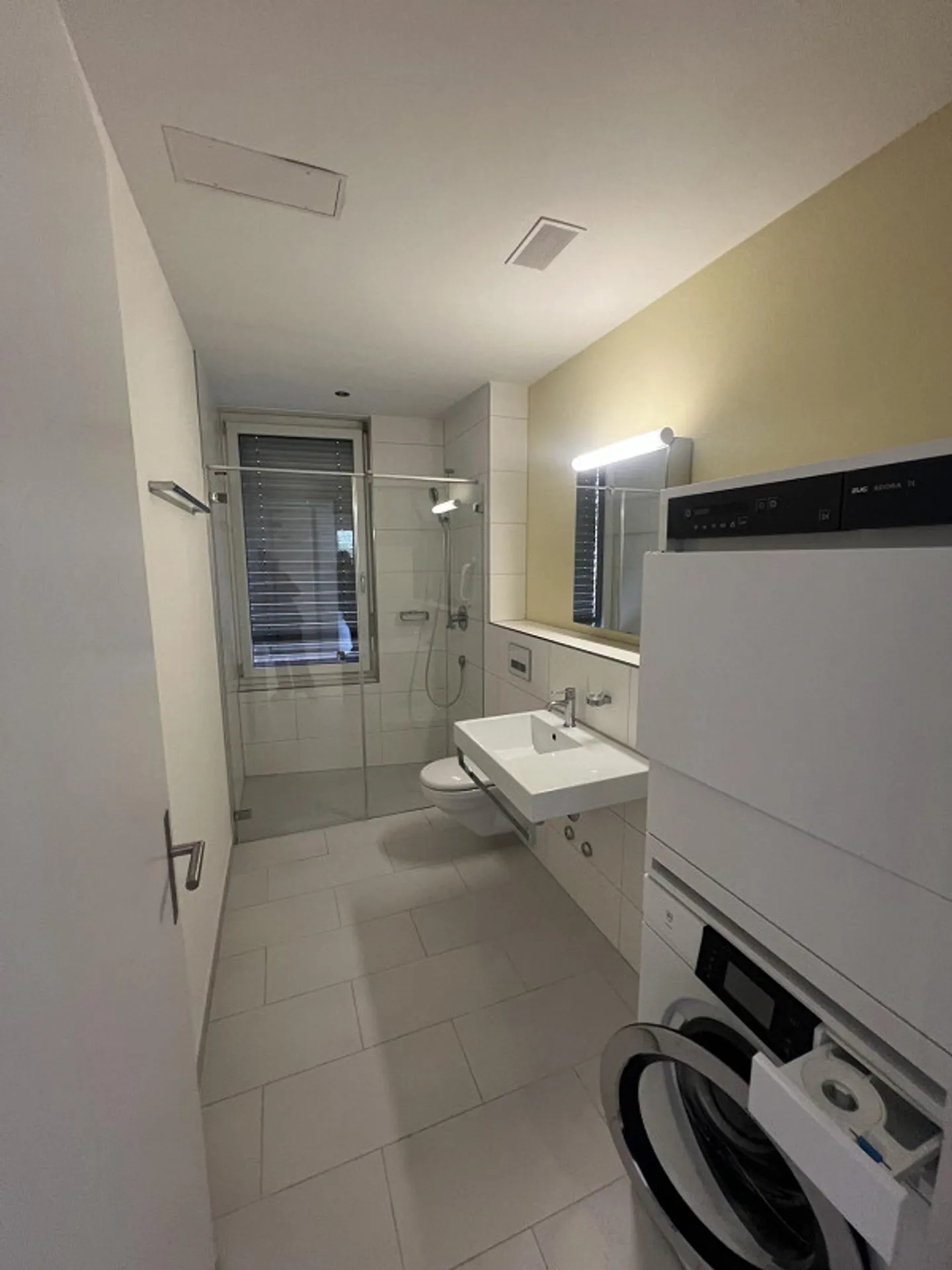 Appartement moderne et central de 4,5 pièces à Uster - Photo 7 sur 9