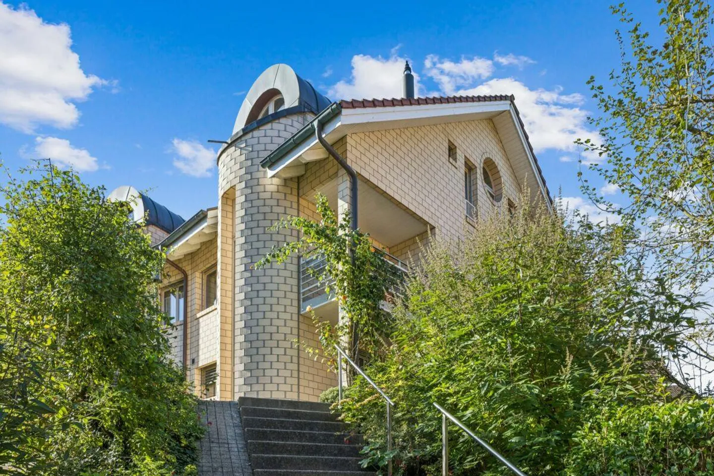 Spaziosa casa familiare semi-indipendente di 6 1/2 stanze a Rotkreuz - Foto 6 di 31
