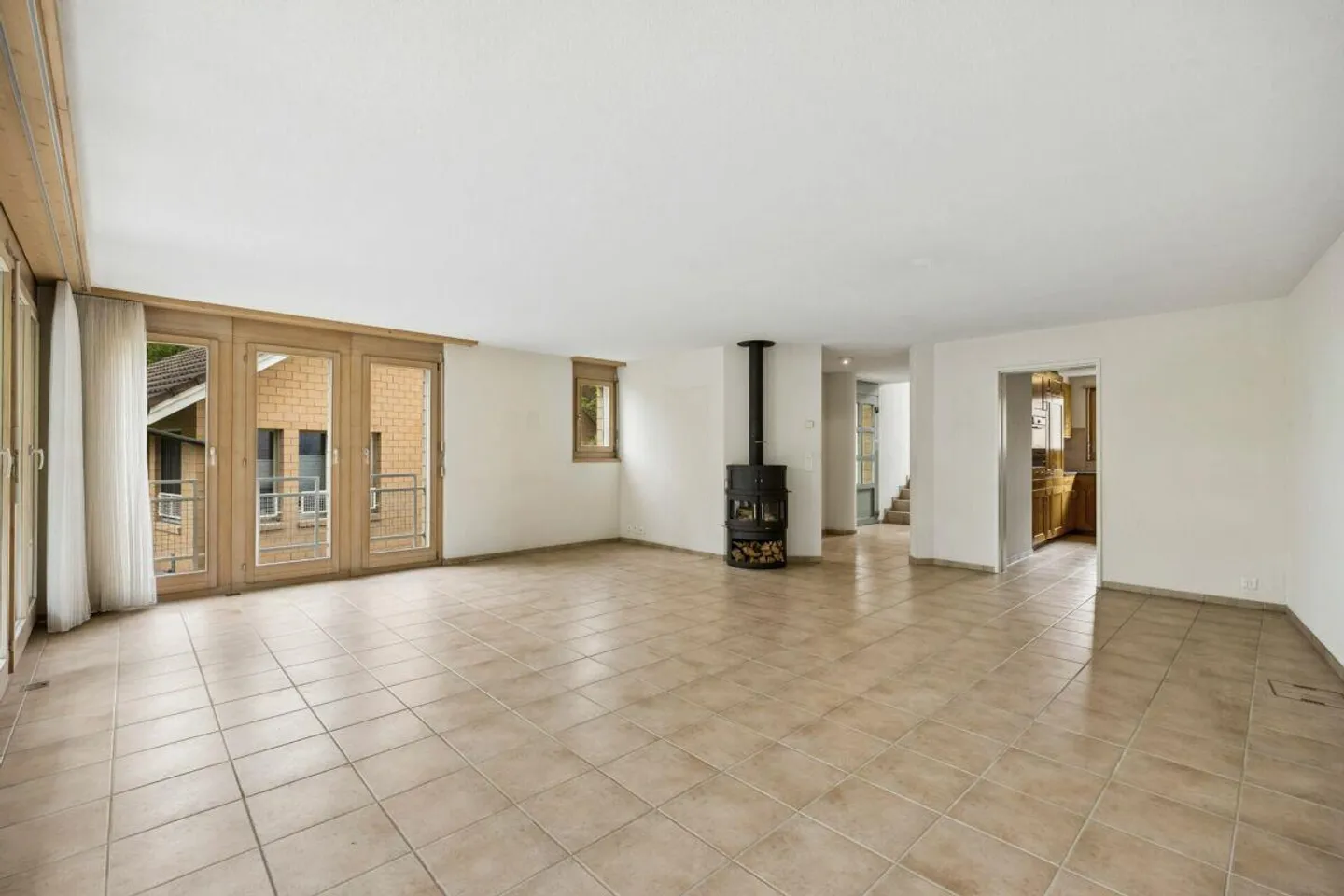 Spaziosa casa familiare semi-indipendente di 6 1/2 stanze a Rotkreuz - Foto 15 di 31