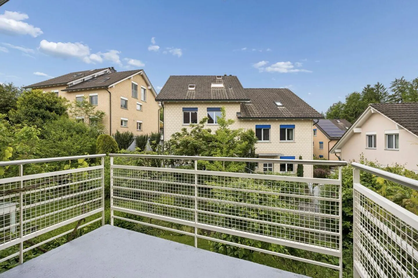 Spaziosa casa familiare semi-indipendente di 6 1/2 stanze a Rotkreuz - Foto 27 di 31