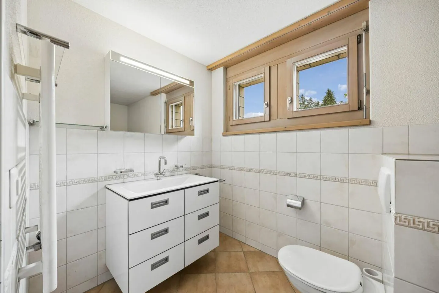 Spaziosa casa familiare semi-indipendente di 6 1/2 stanze a Rotkreuz - Foto 28 di 31
