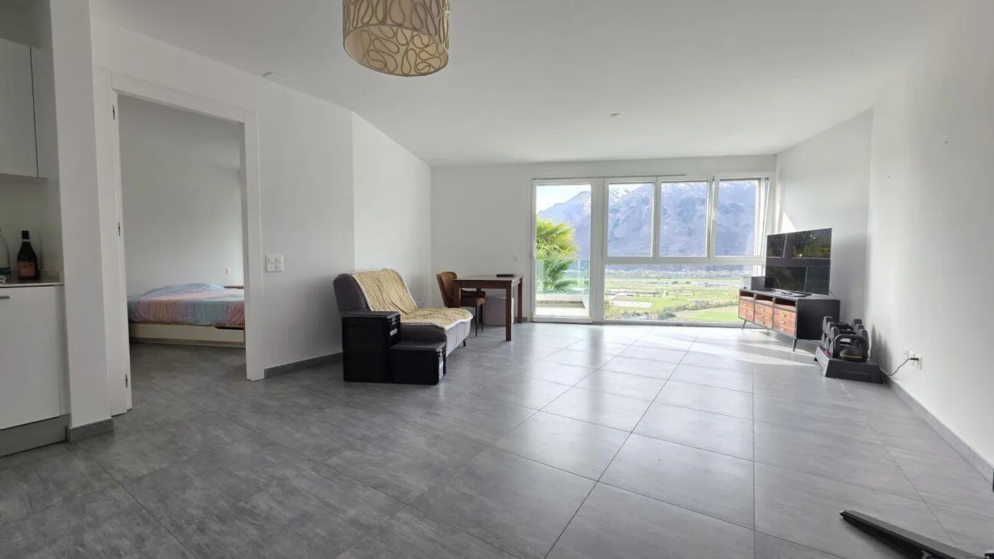 2.5 rooms with panoramic view - Photo 2 of 8