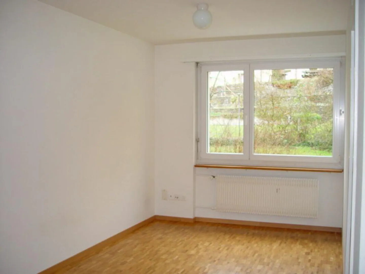 Living in the popular Wollishofen district limited until 30.09.2026 - Photo 2 of 6