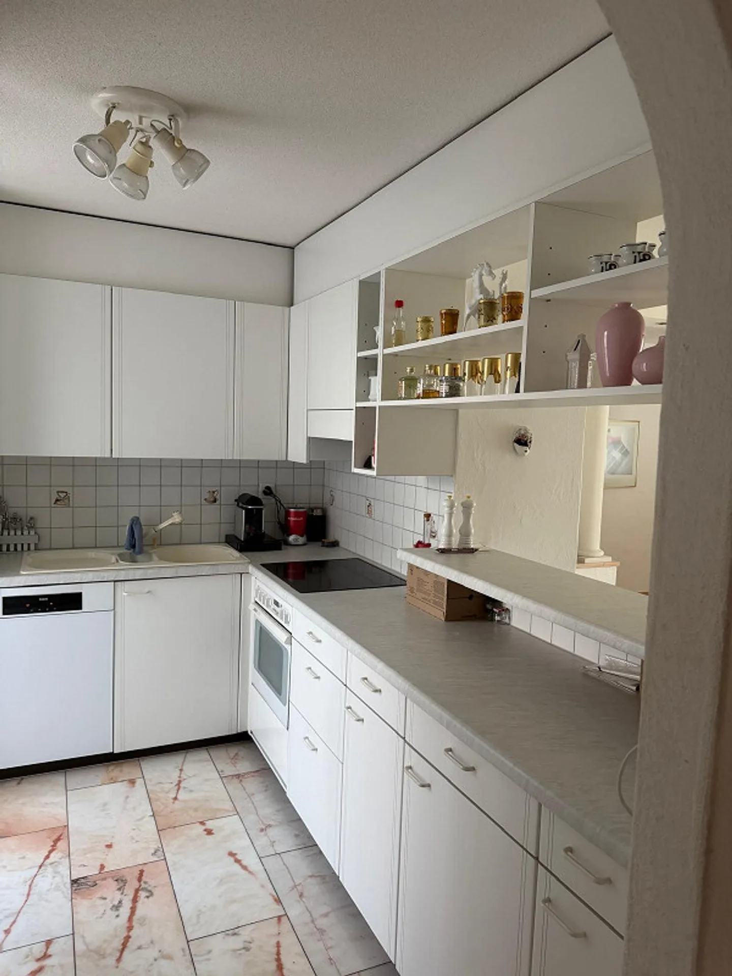 3 1/2 Zimmer-Gartenwohnung in Muralto - Foto 3 di 7