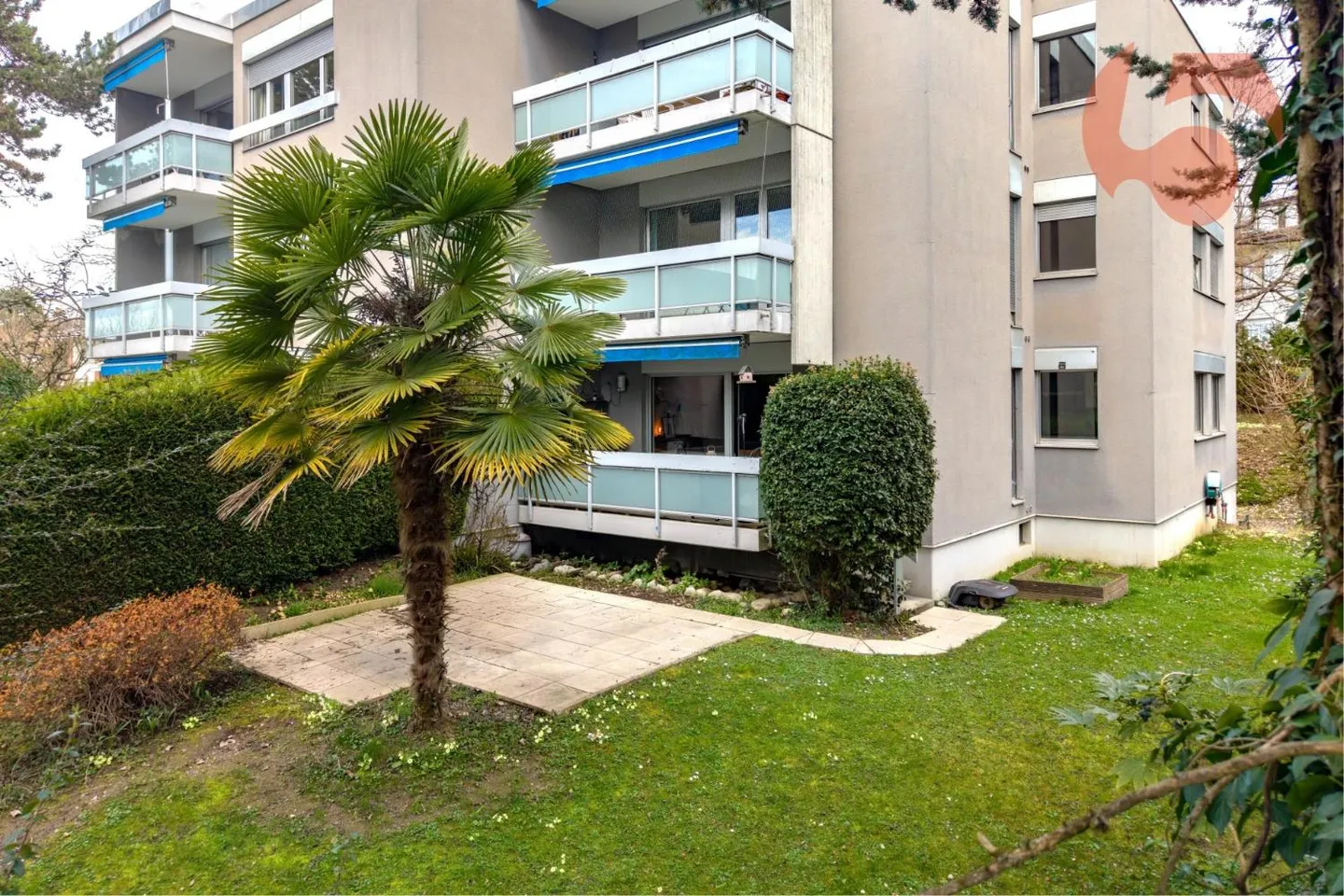 4,5 Zimmer-Wohnung mit großem Garten - Foto 1 von 12