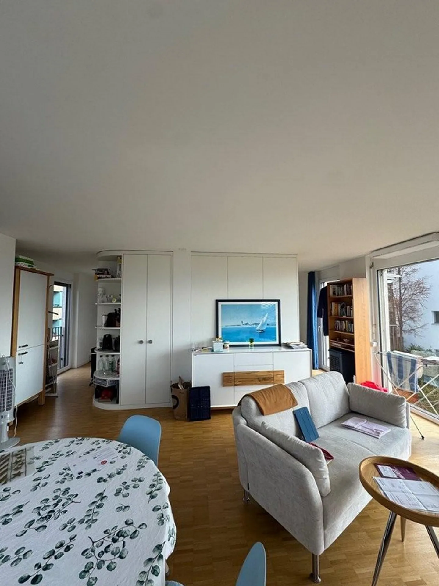 Charming 2-room studio with panoramic lake view in Meilen for rent - Photo 3 of 9