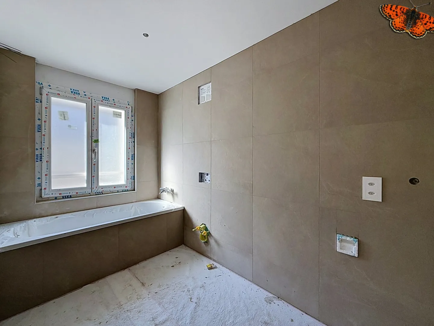 Modernes Apartment mit Balkon - Foto 8 von 11