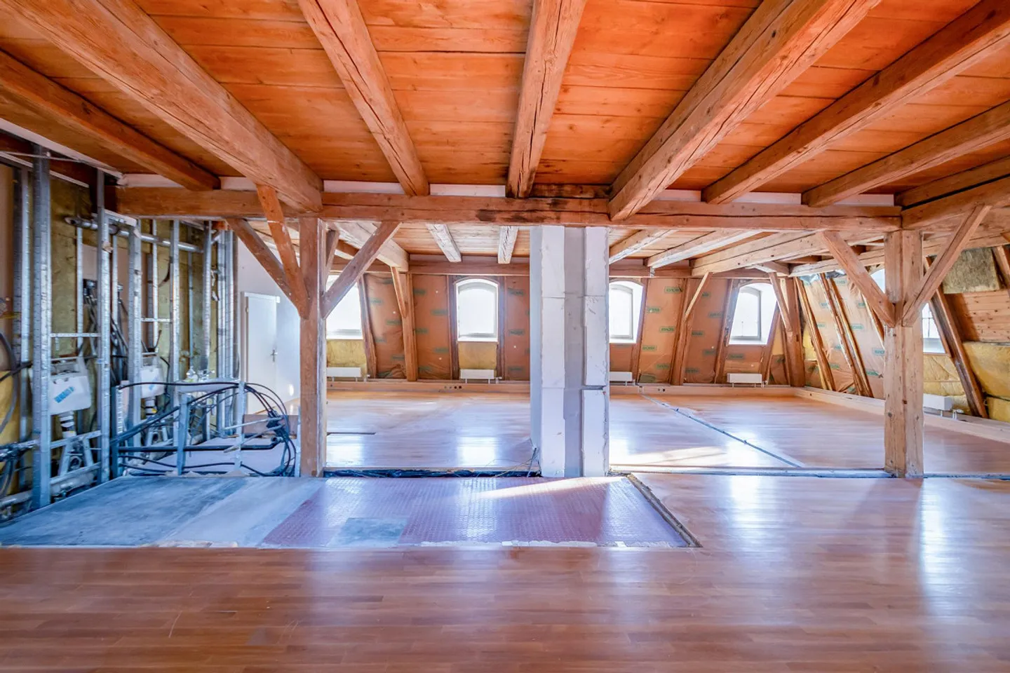 Ausbaubare Dachwohnung beim Stadtweiher - Foto 4 von 6