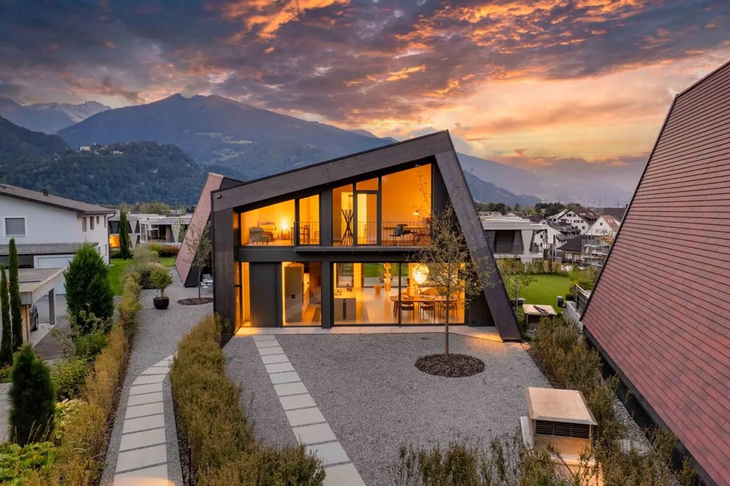 Maienfeld: Erstbezug im hochwertigen Architektenhaus - Foto 1 von 6