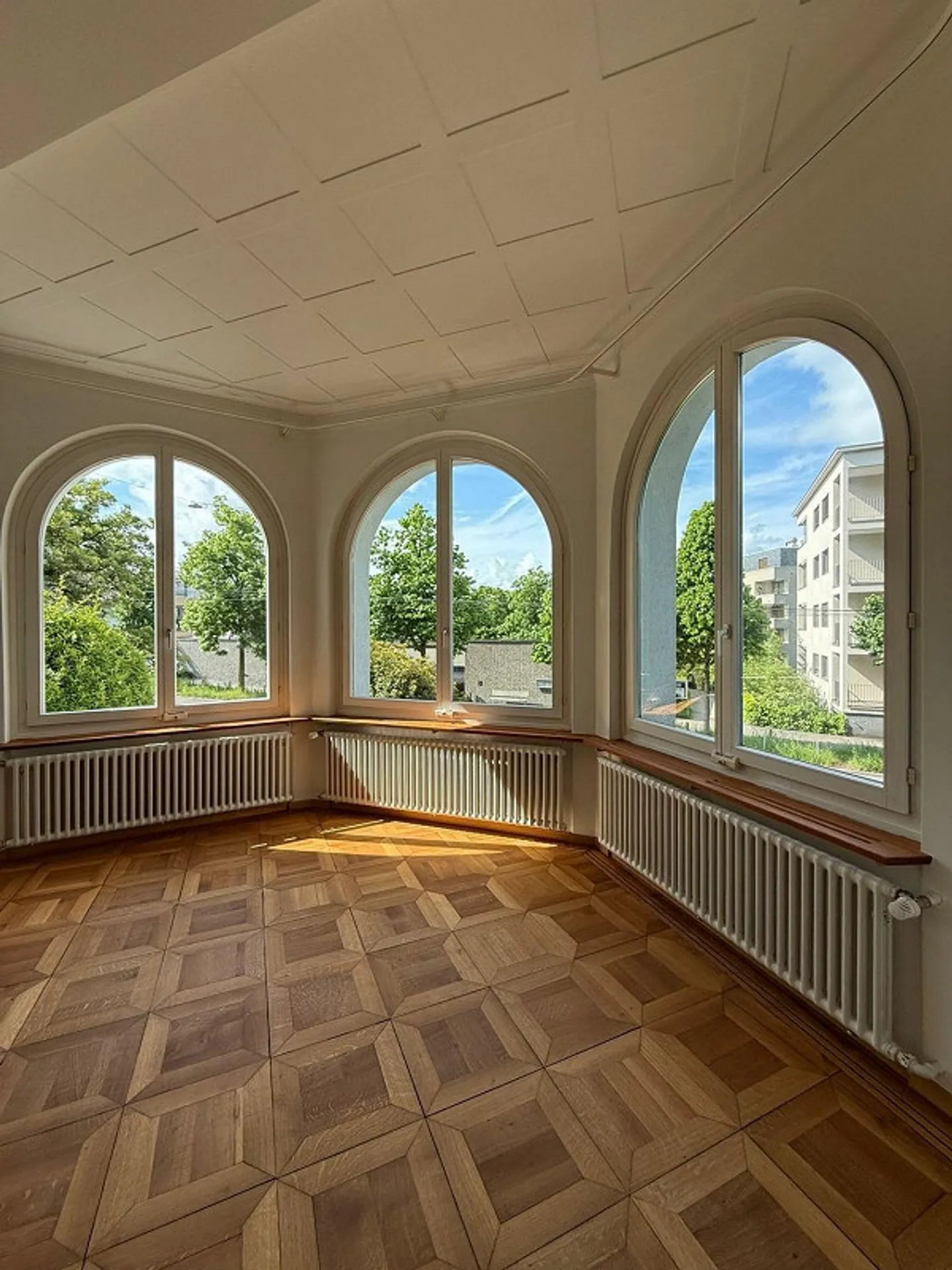 Stylish apartment with charm in the heart of Zurich - Photo 2 of 9