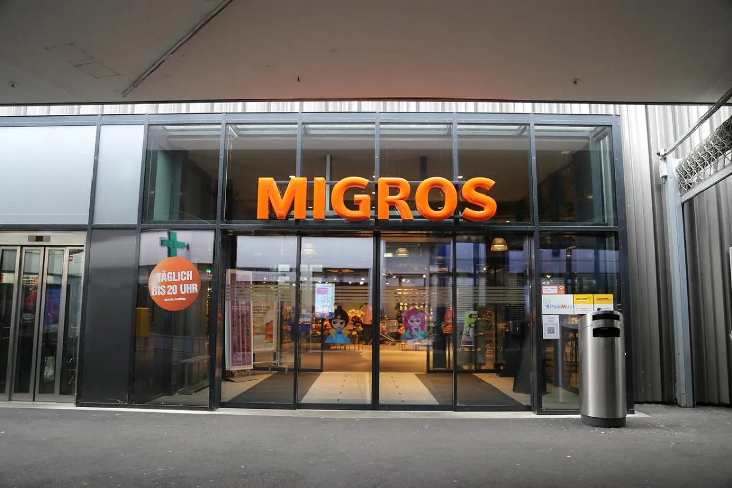 Spazi commerciali con un totale di 434m² nel centro commerciale - Migros Oberwil - Foto 9 di 10